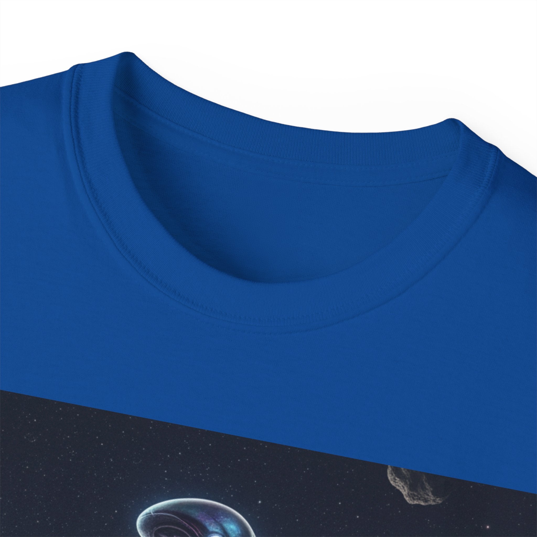 Camiseta con silueta de extraterrestre cósmico — Camiseta de arte espacial de nebulosa galáctica