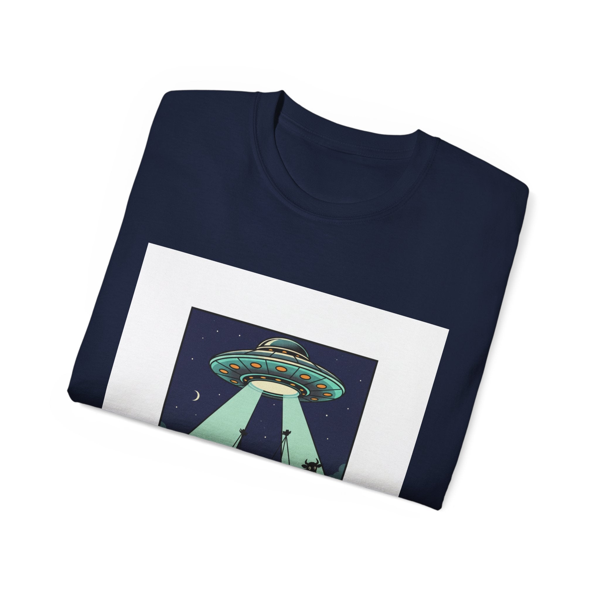 Alien Abduction Graphic Tee — Retro UFO Night Scene T‑Shirt Adult Unisex