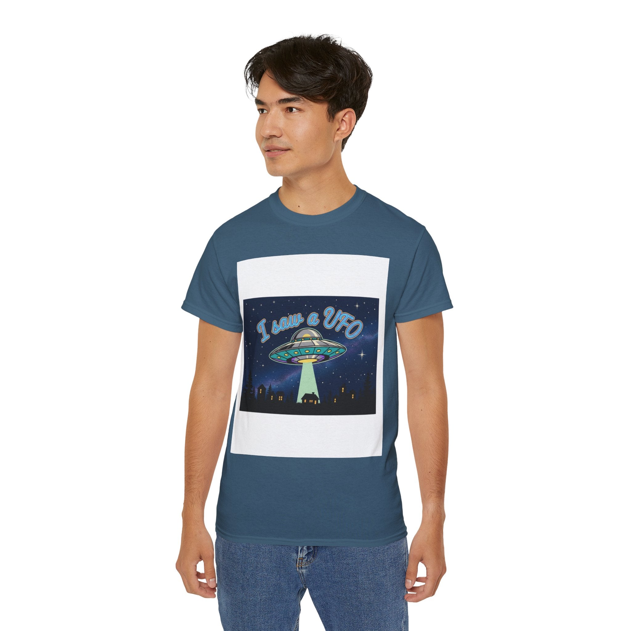 I Love a UFO T-Shirt — Retro UFO Alien Abduction Graphic Tee