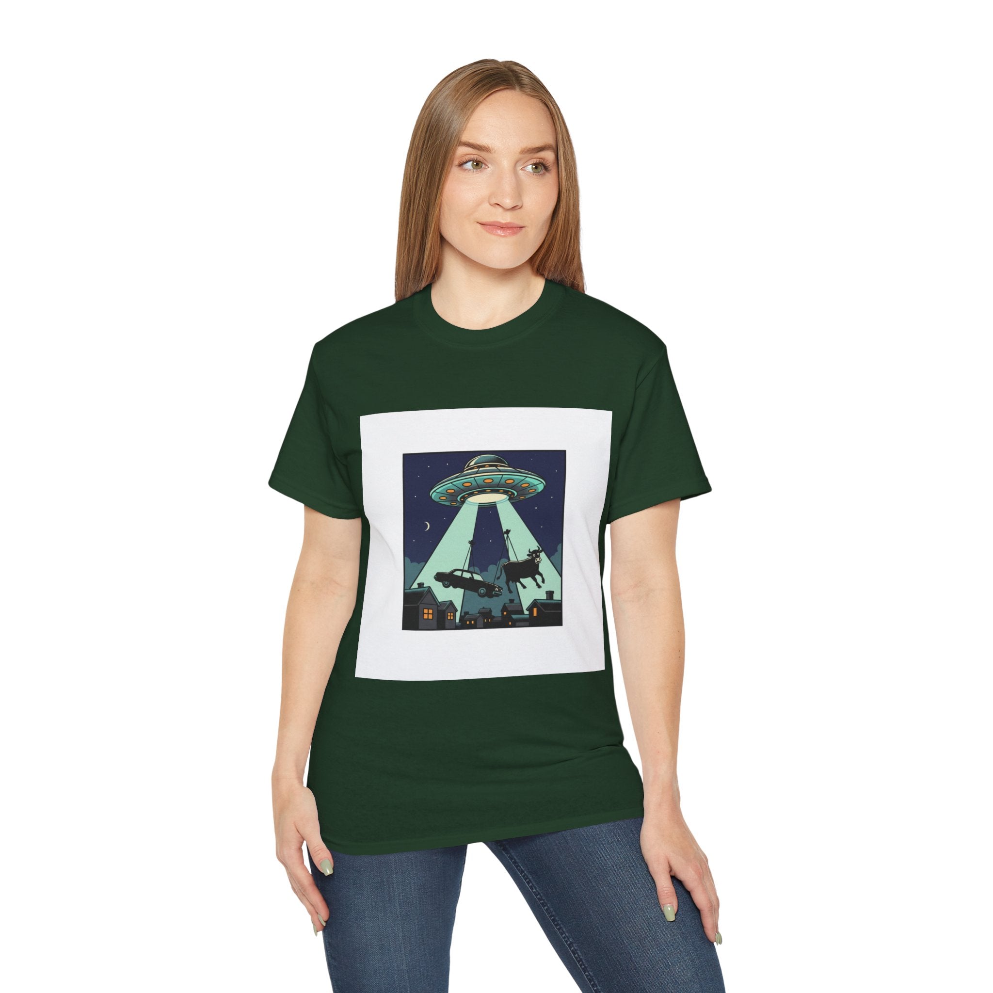Alien Abduction Graphic Tee — Retro UFO Night Scene T‑Shirt Adult Unisex