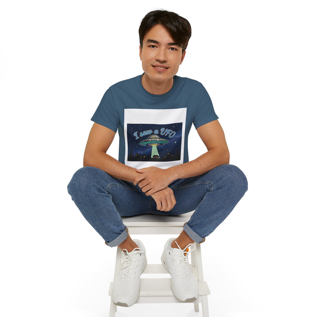 I Love a UFO T-Shirt — Retro UFO Alien Abduction Graphic Tee
