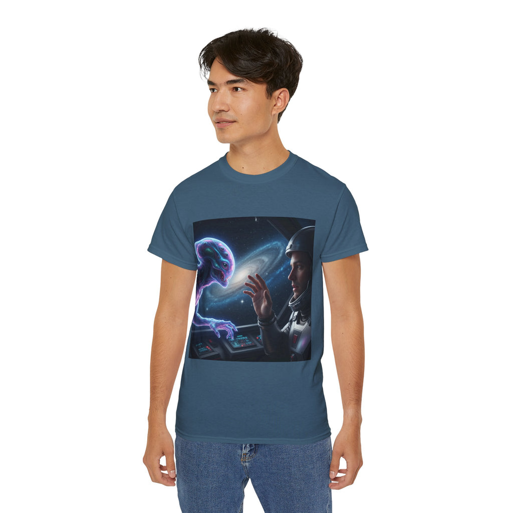 Astronaut & Hologram Alien Tee — Sci‑Fi Space Graphic T‑Shirt Adult Unisex