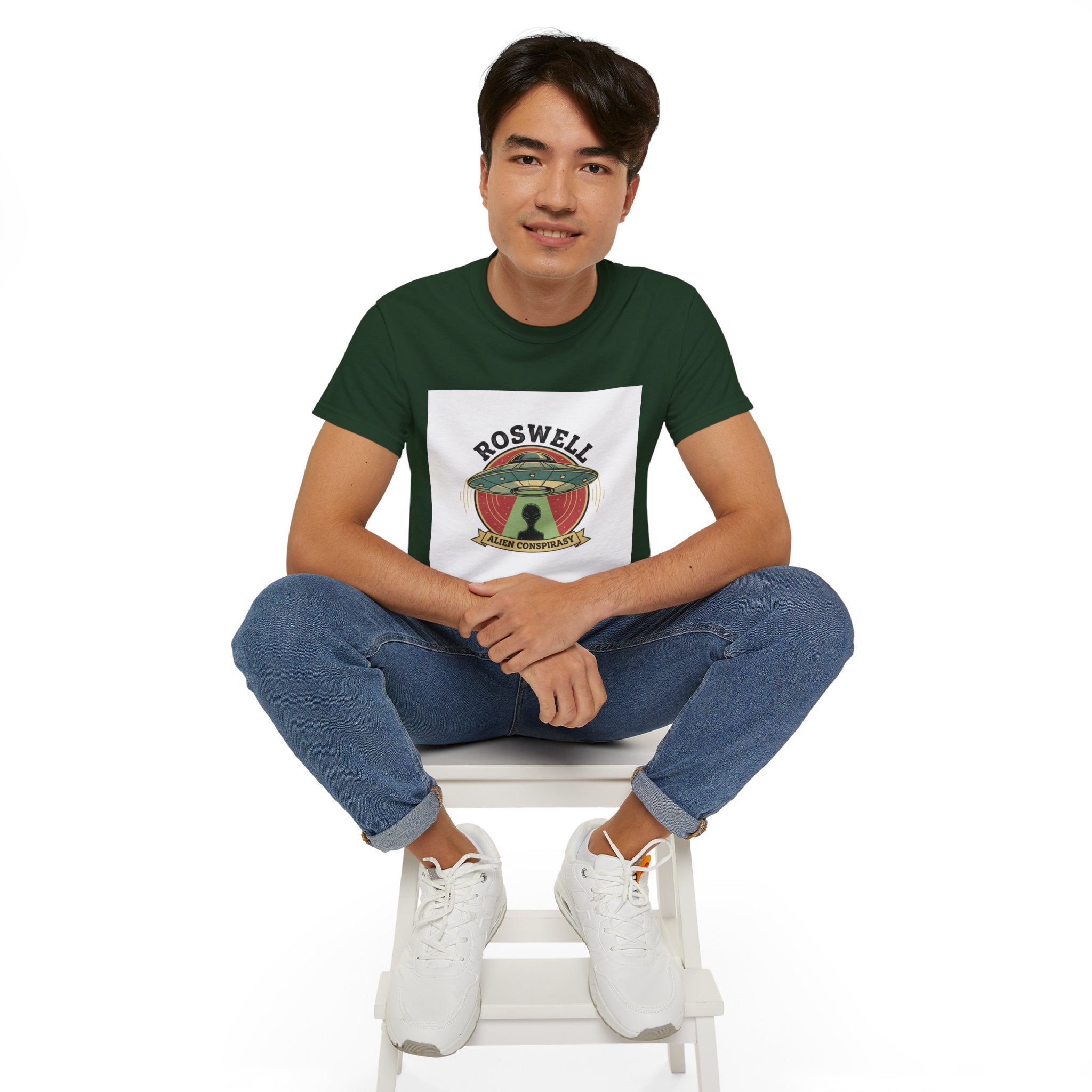 Roswell Alien Conspiracy Tee — Vintage UFO Graphic T-Shirt
