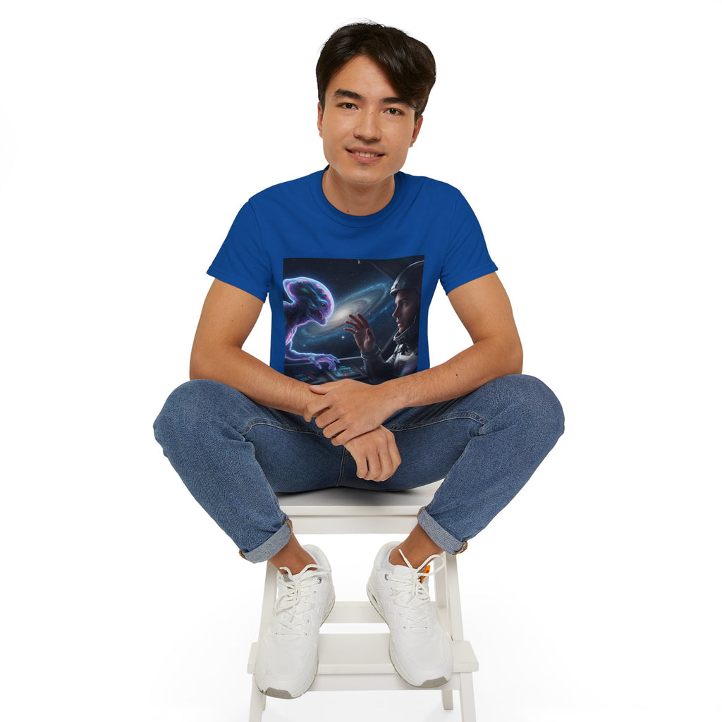 Astronaut & Hologram Alien Tee — Sci‑Fi Space Graphic T‑Shirt Adult Unisex