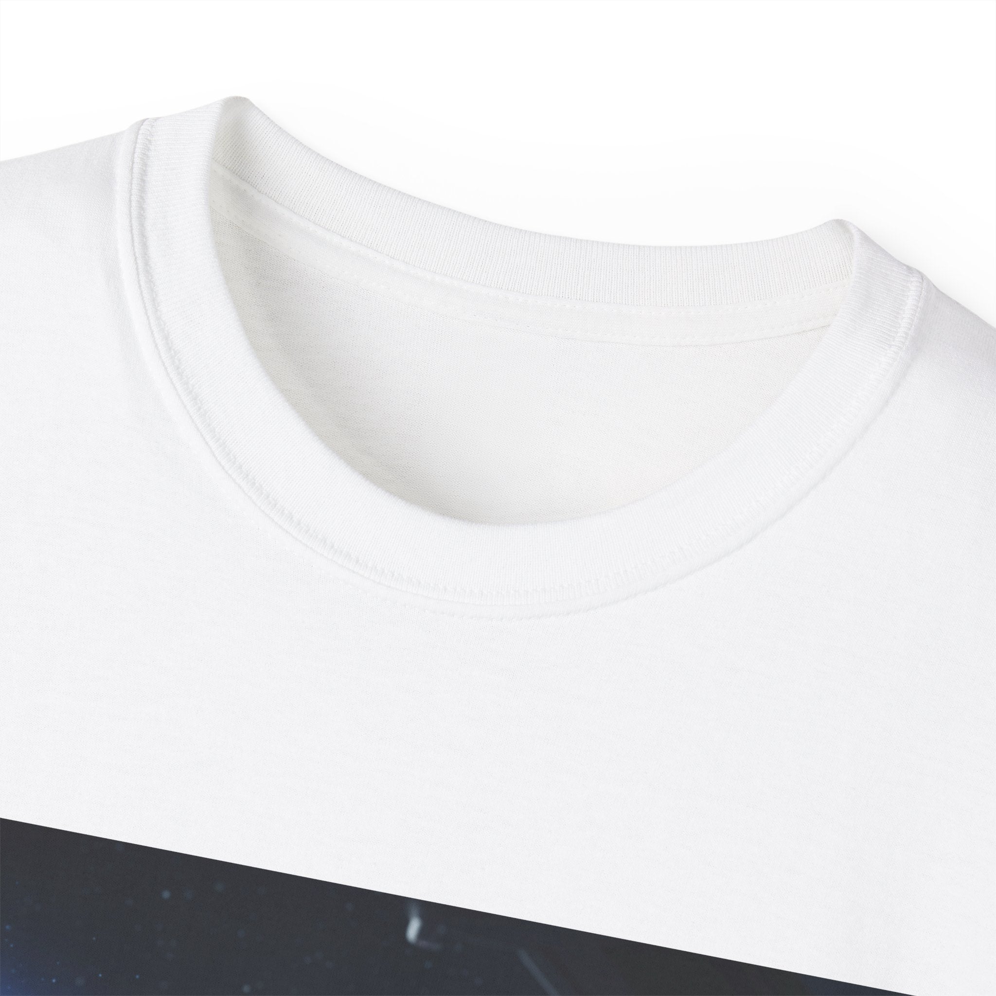 Astronaut & Hologram Alien Tee — Sci‑Fi Space Graphic T‑Shirt Adult Unisex