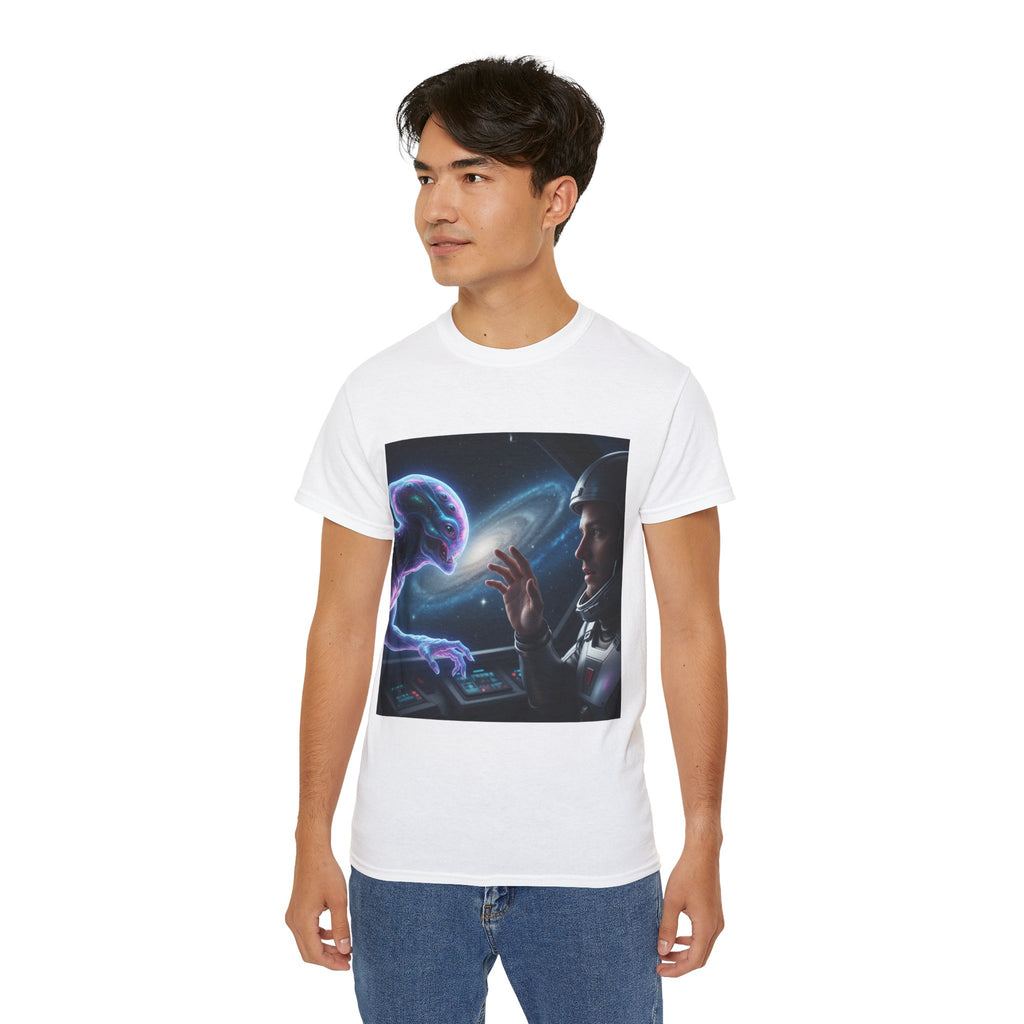 Astronaut & Hologram Alien Tee — Sci‑Fi Space Graphic T‑Shirt Adult Unisex