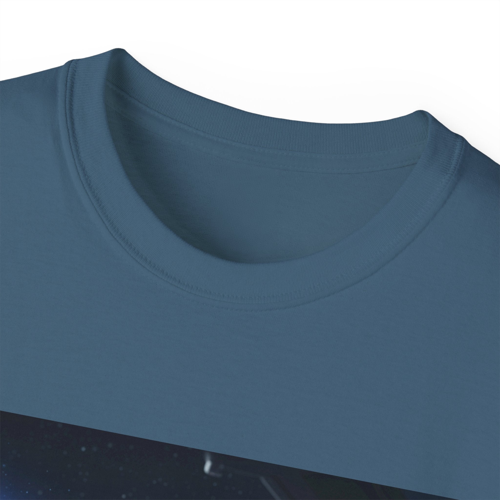 Astronaut & Hologram Alien Tee — Sci‑Fi Space Graphic T‑Shirt Adult Unisex