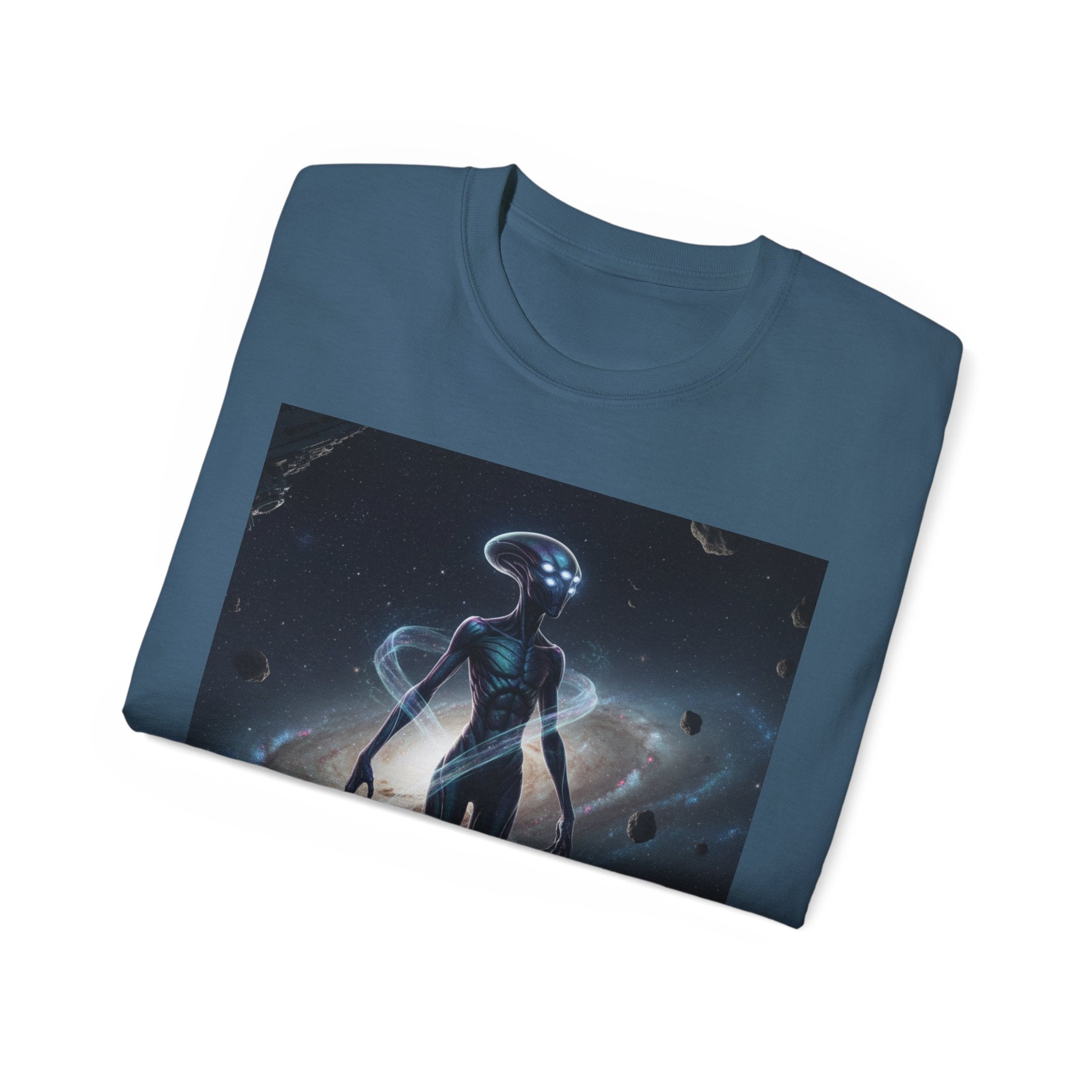 Camiseta con silueta de extraterrestre cósmico — Camiseta de arte espacial de nebulosa galáctica