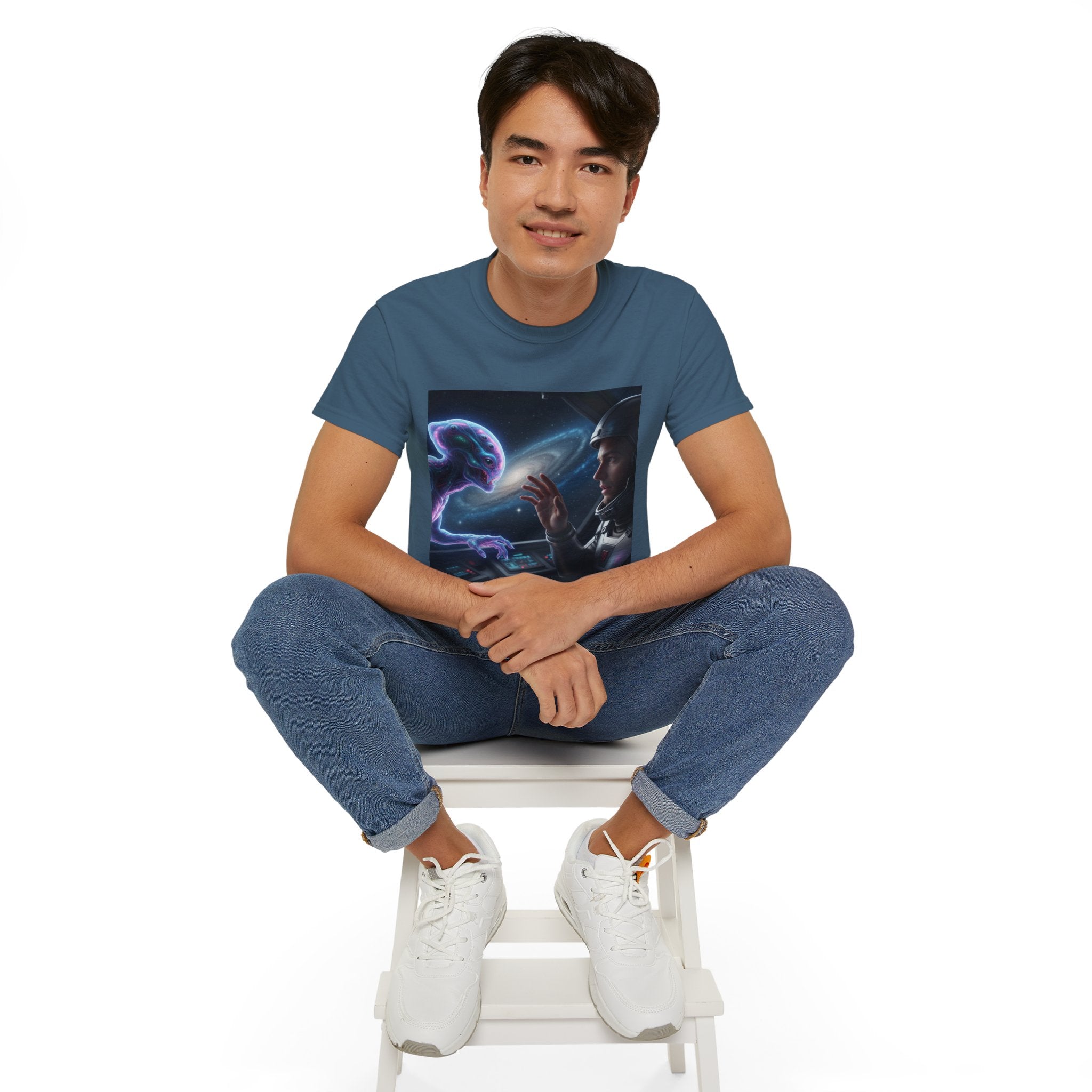 Astronaut & Hologram Alien Tee — Sci‑Fi Space Graphic T‑Shirt Adult Unisex