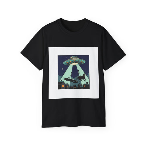Alien Abduction Graphic Tee — Retro UFO Night Scene T‑Shirt Adult Unisex