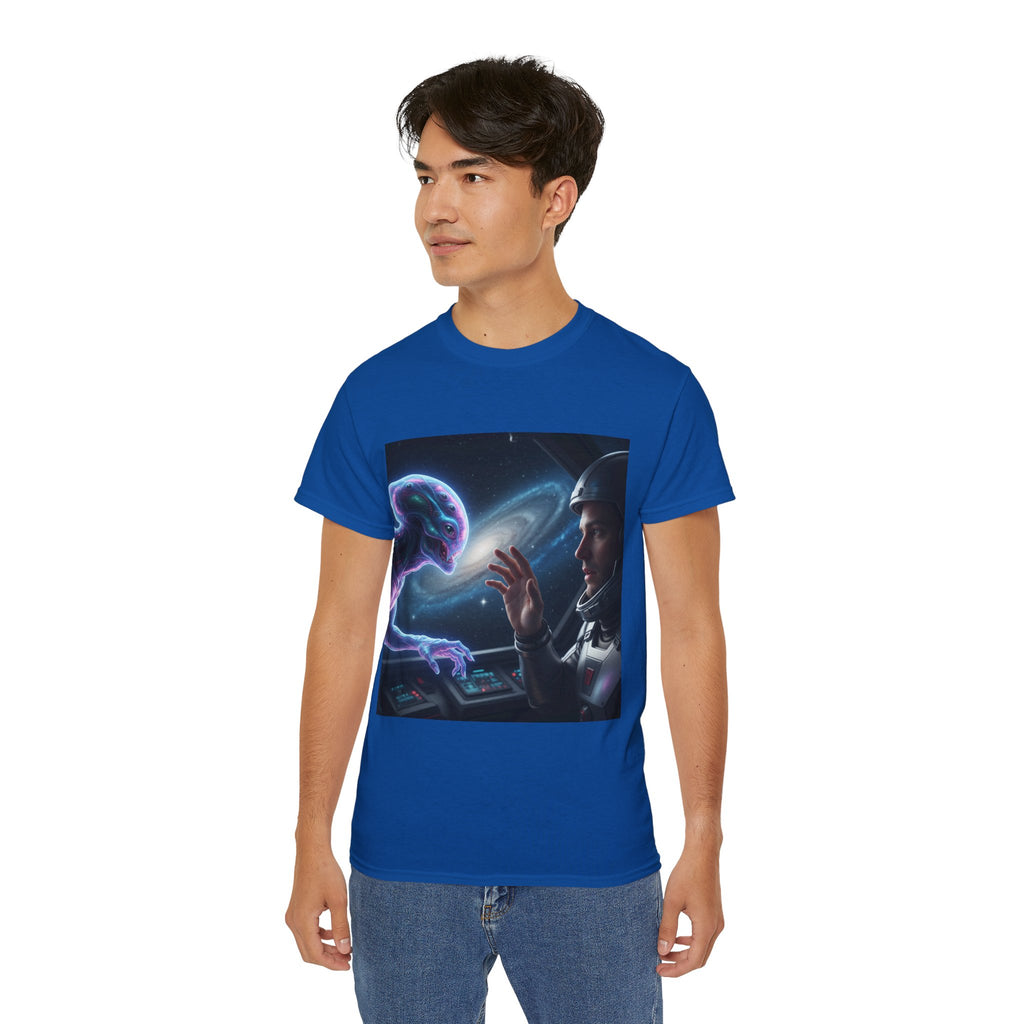 Astronaut & Hologram Alien Tee — Sci‑Fi Space Graphic T‑Shirt Adult Unisex